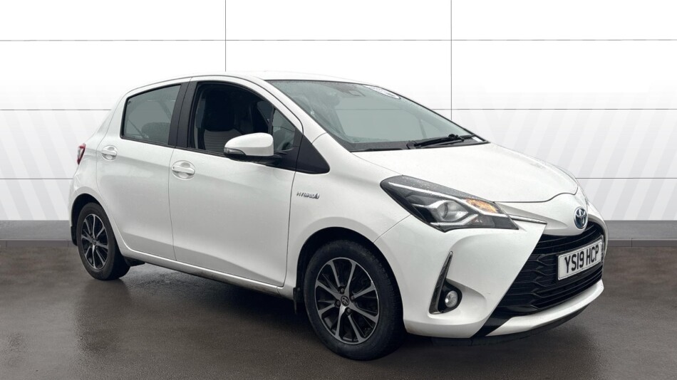 Toyota Yaris 1.5 Hybrid Icon Tech 5dr CVT Hybrid Hatchback